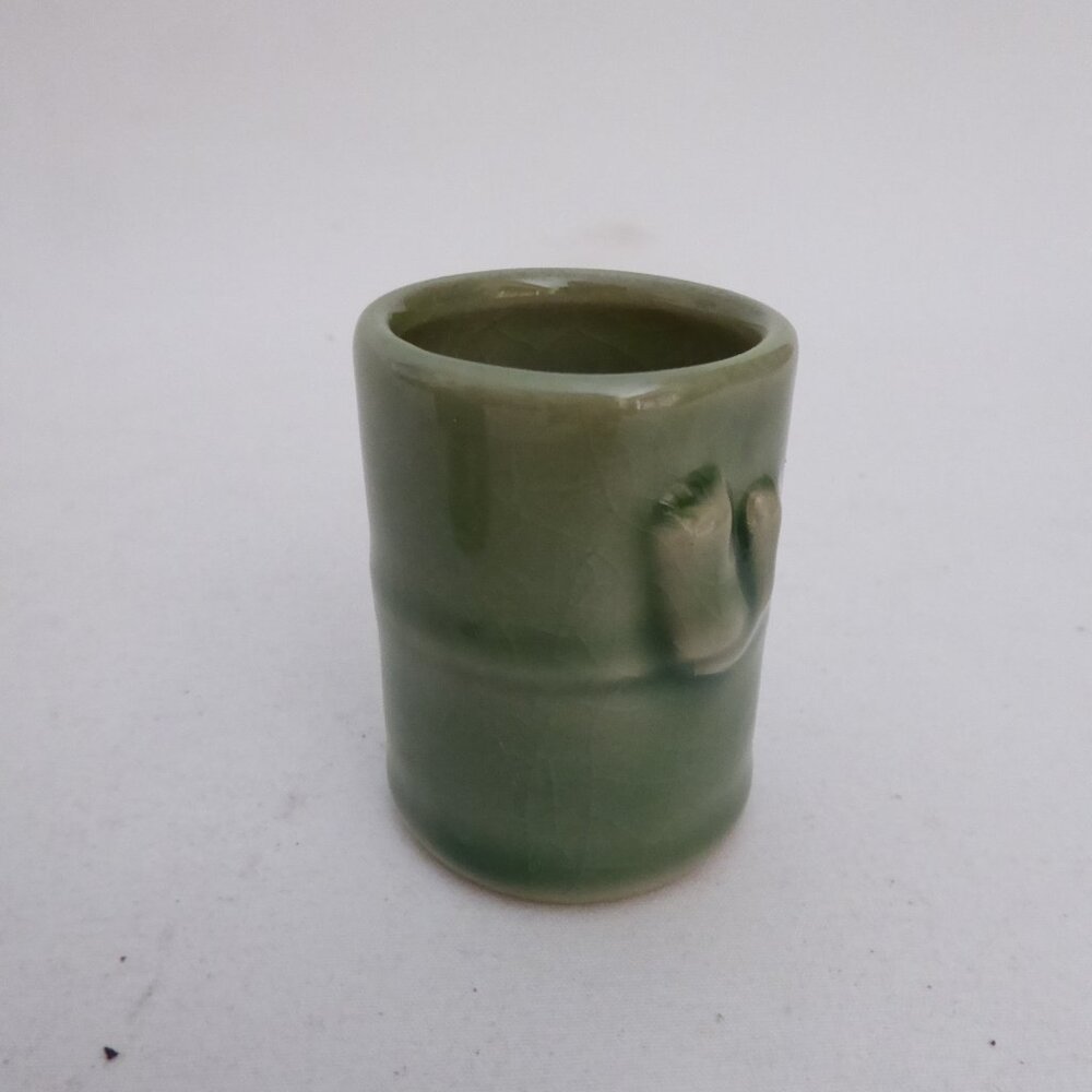 VINTAGE JAPAN CERAMIC BAMBOO SHAPED SALT PEPPER SHAKER TOOTHPICK HOLDER SET - Picture 6 of 9